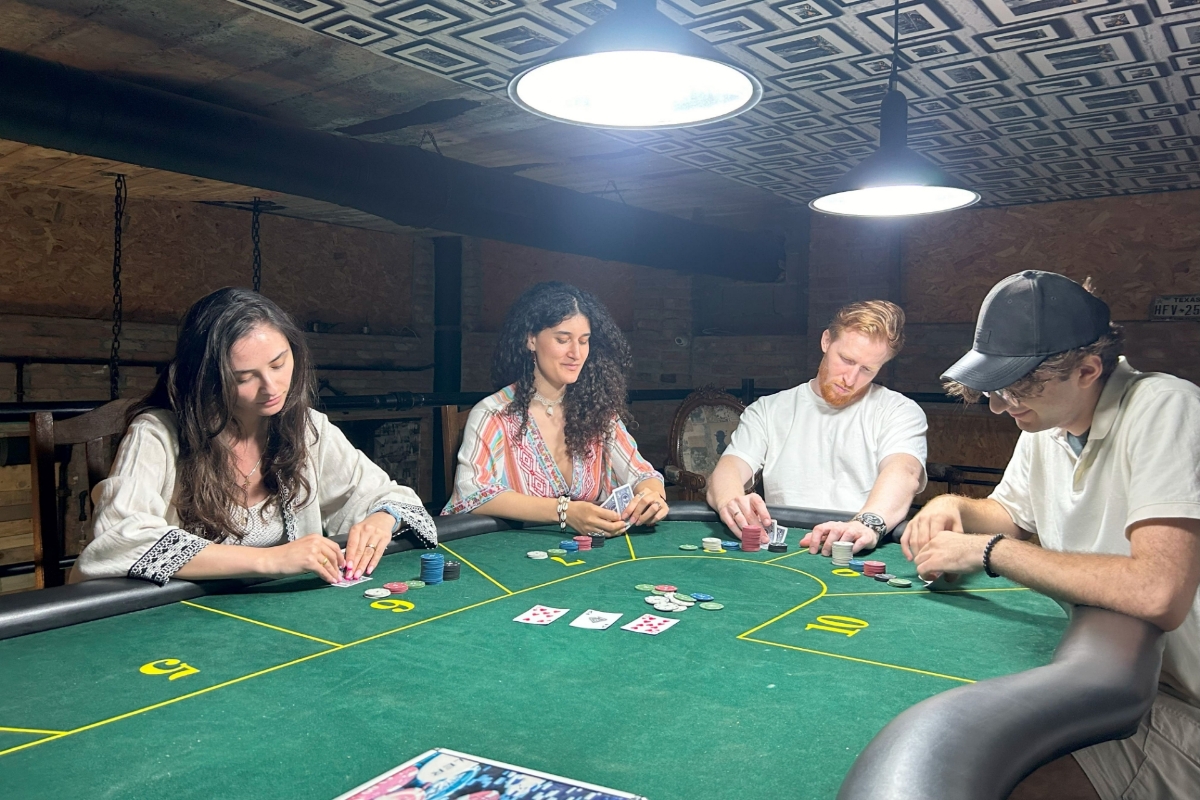 Picture of Relax at the rancho with Friends