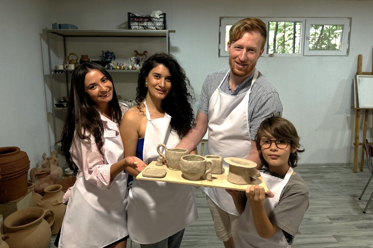 Picture of Pottery master class for group or family