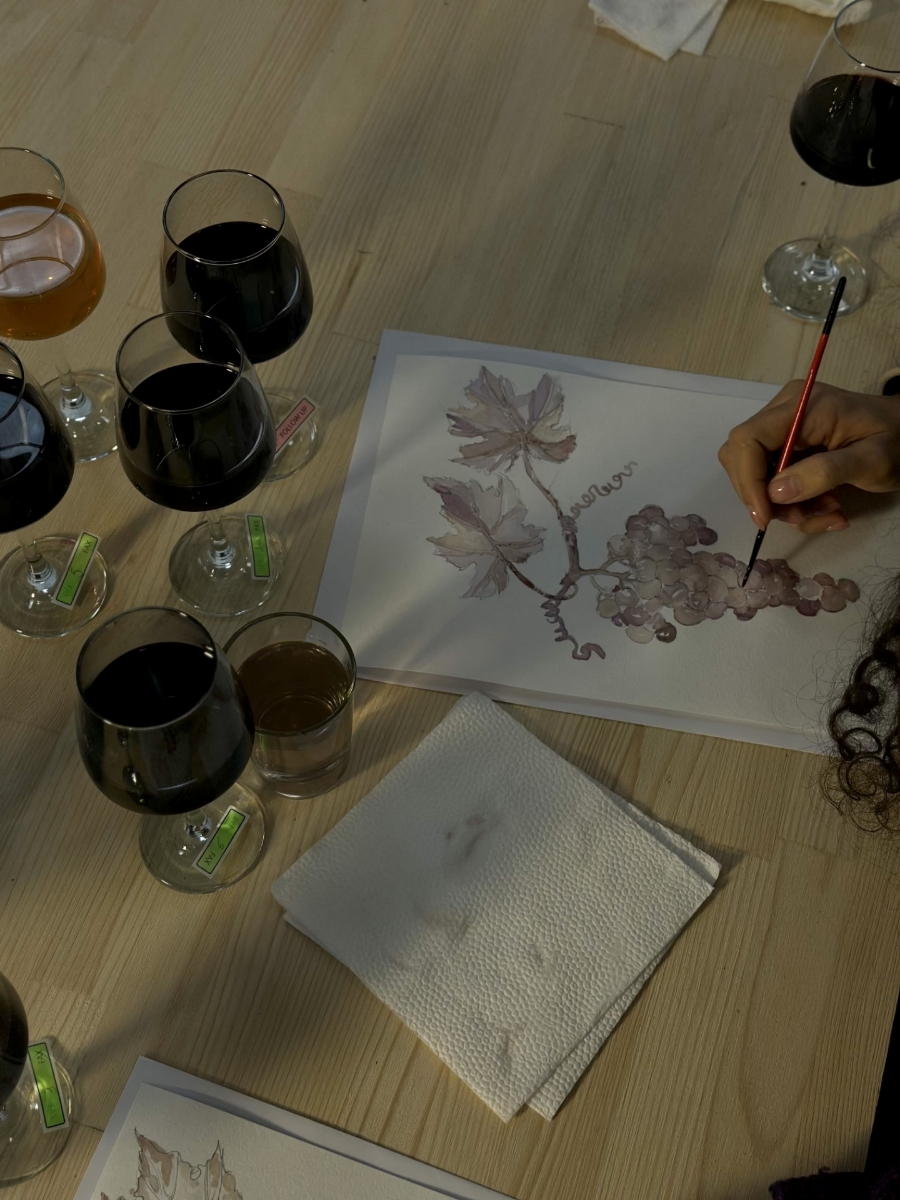 Picture of The art of painting with wine for group